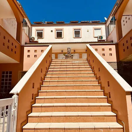 Porto Nuovo 1 Apartmán *